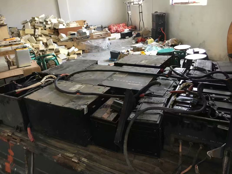 回收某客戶電池現(xiàn)場